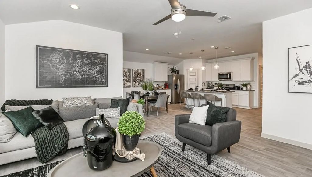 7918 Murciana Drive, Rosharon