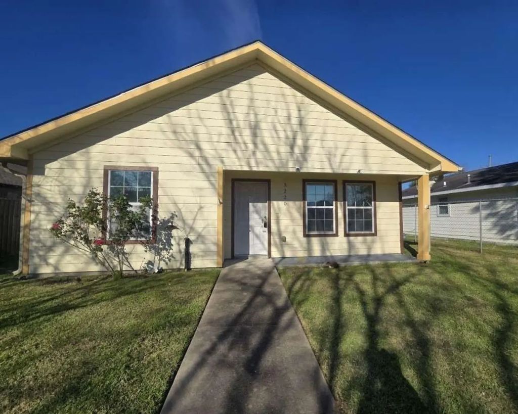 3220 Iowa Street, Baytown