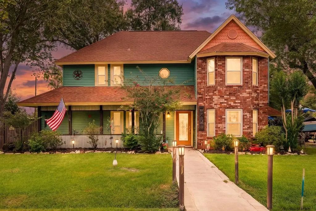 602 Renaldo Street, Dickinson