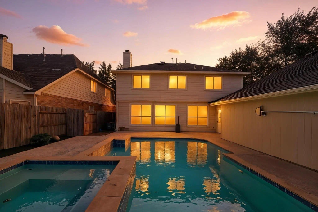 7823 Autumn Hollow Lane, Houston