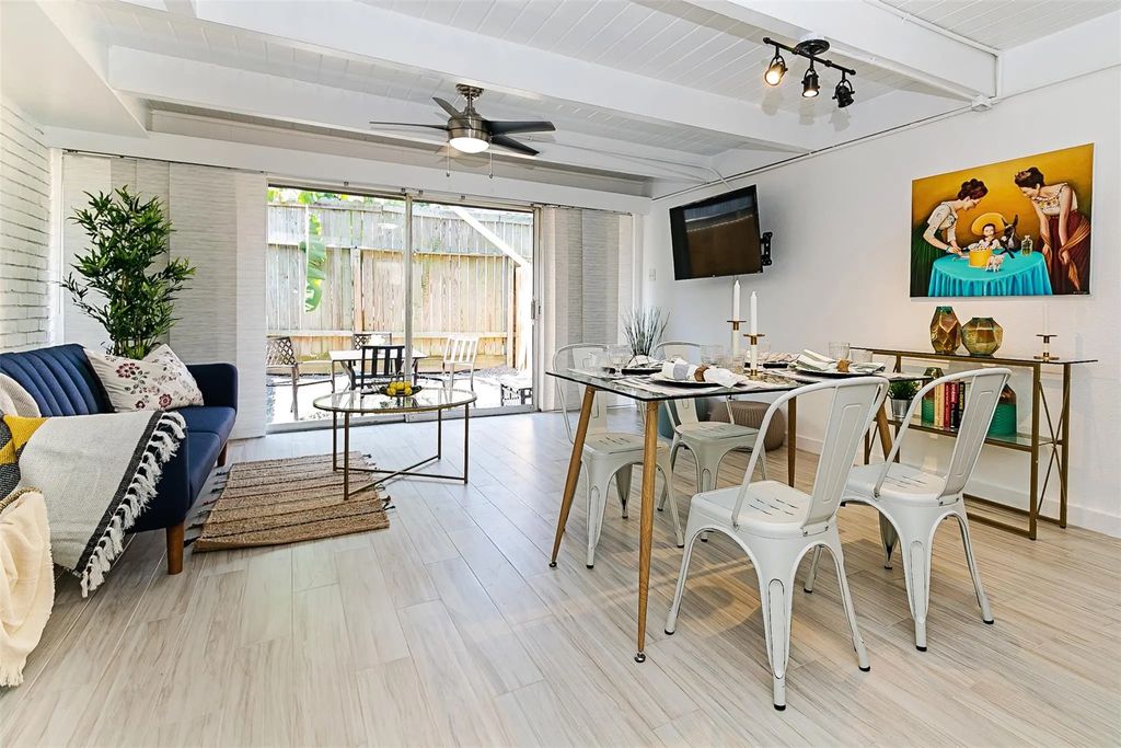 2232 Bellefontaine Unit 3 Street, Houston