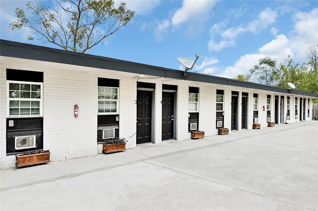 3714 Dabney Street 6, Houston