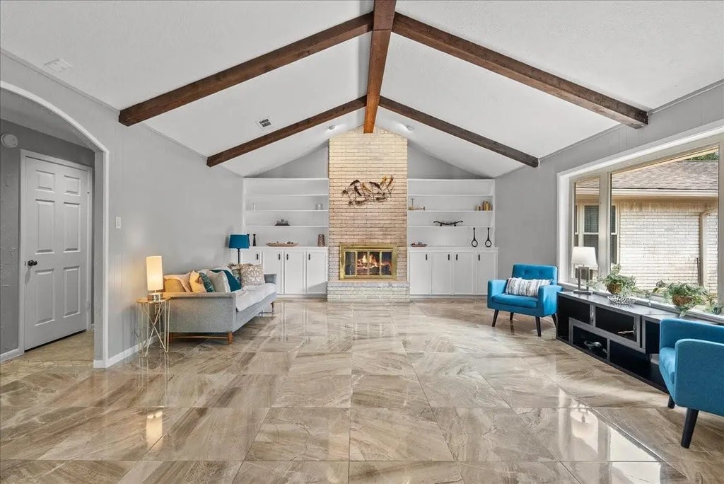 607 Misty Lane, Friendswood