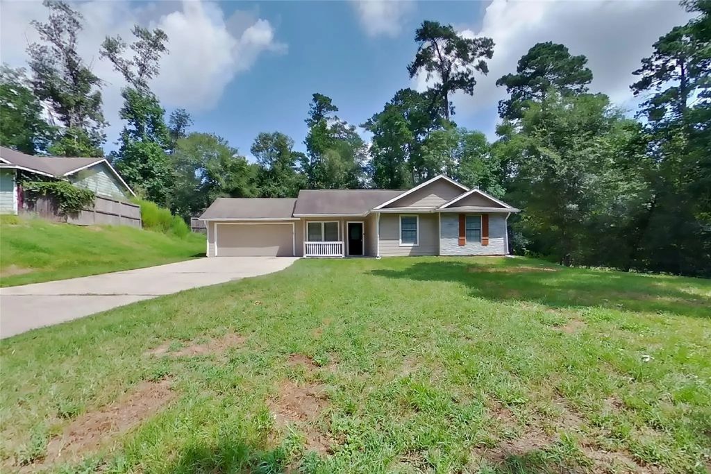10951 Royal Forest Drive, Conroe