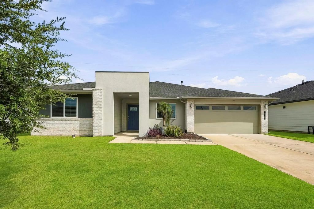 7119 Sunbreeze Lane, Rosenberg