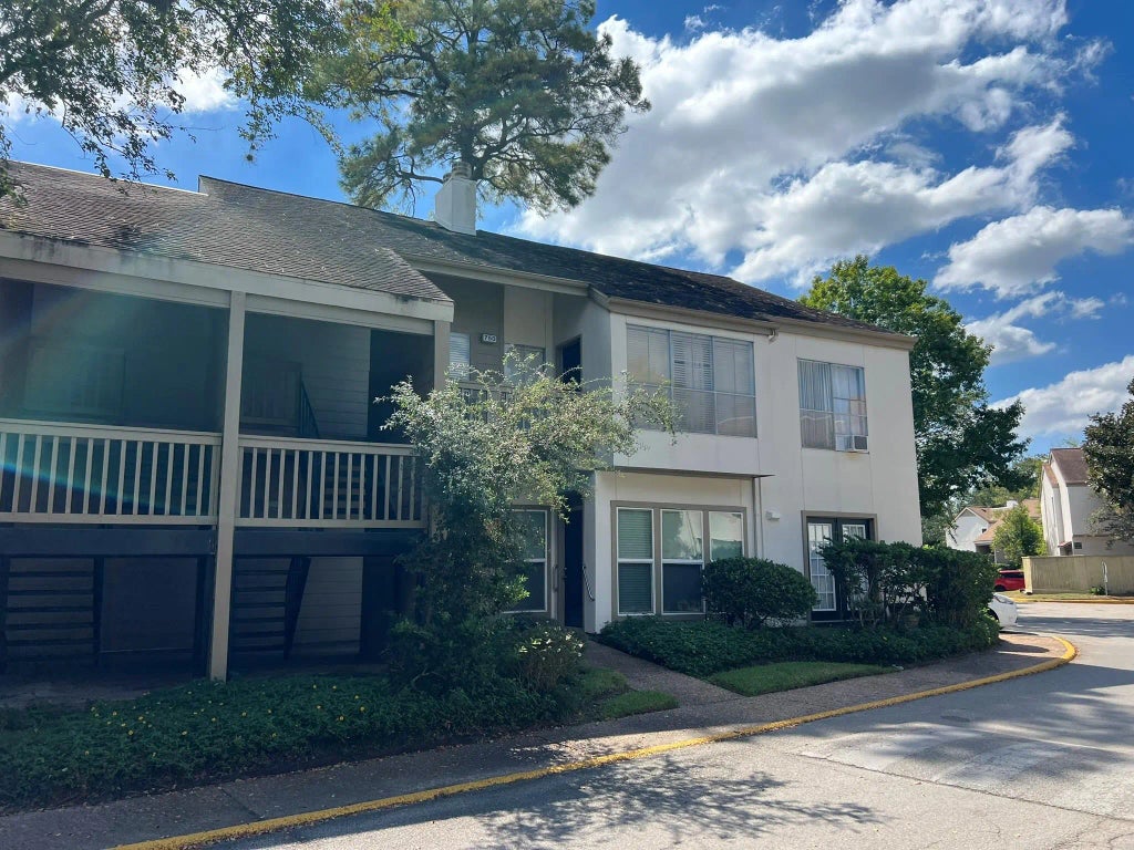 2100 Tanglewilde Street 750, Houston