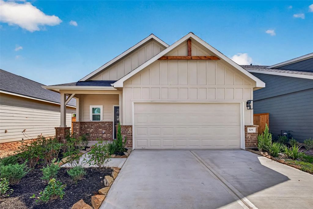 509 Stone Placa Trail, Brookshire
