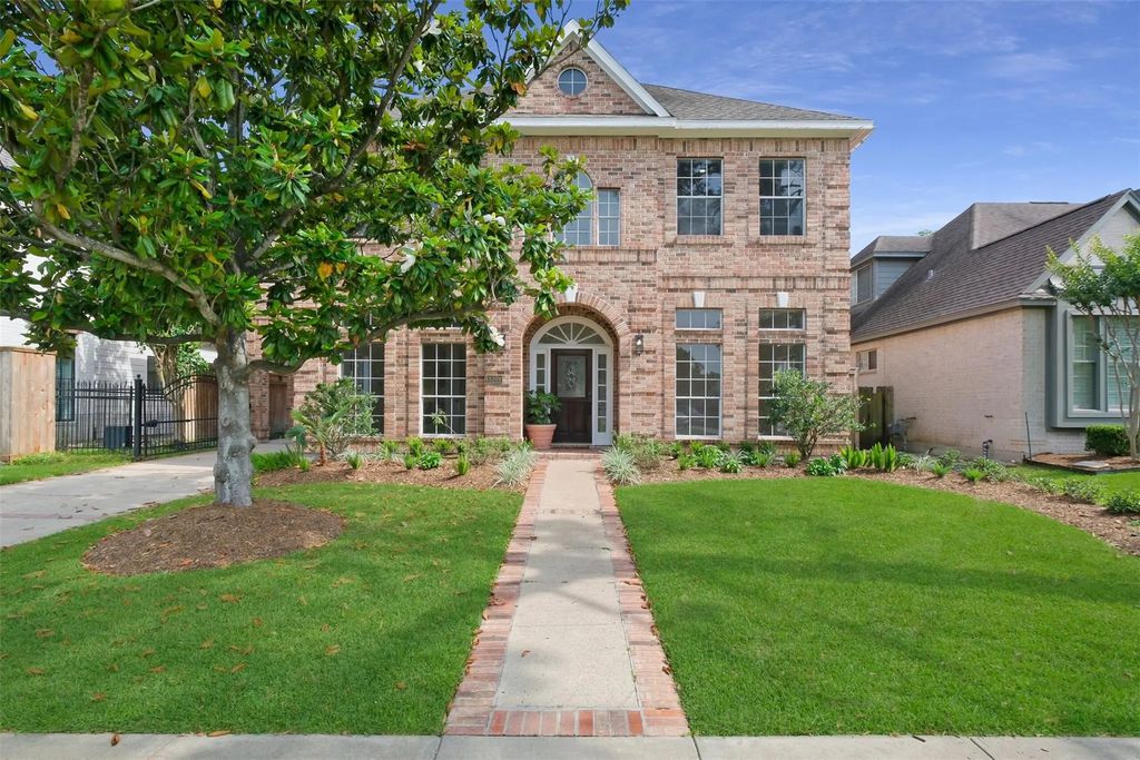 3774 Drake Street, Houston