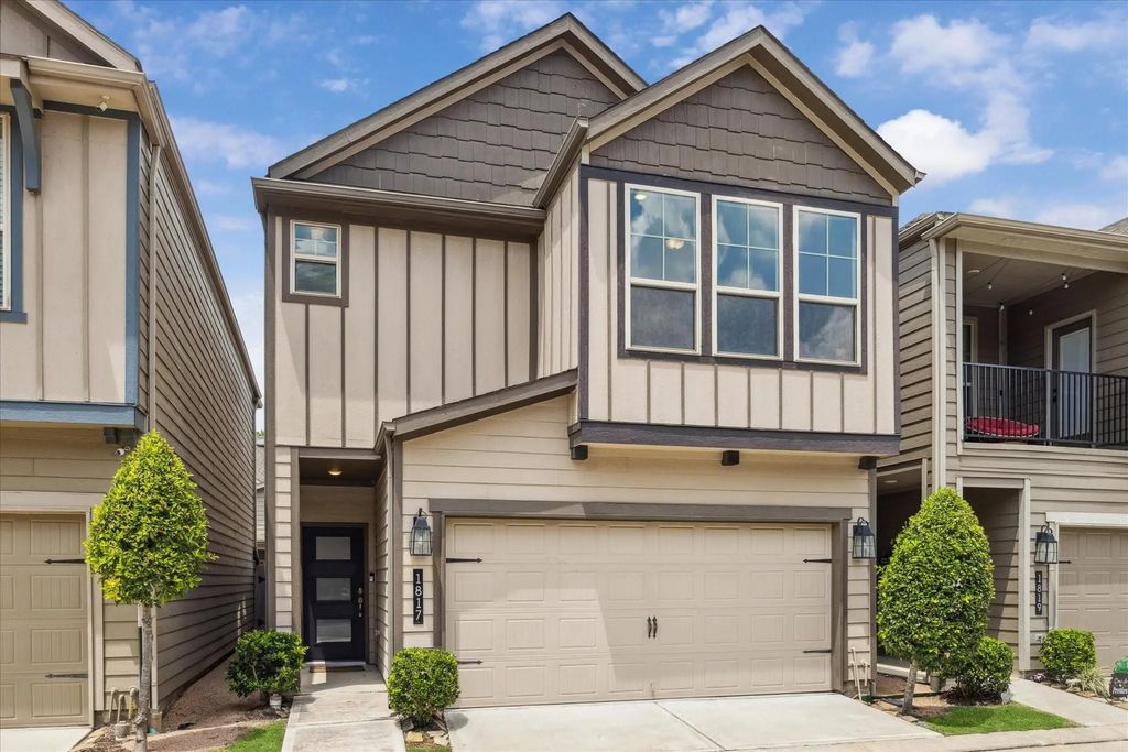 1817 Agoura Hills Dr, Houston