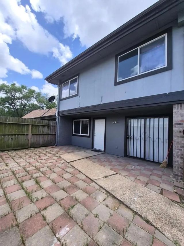738 Coolwood Drive B, Houston