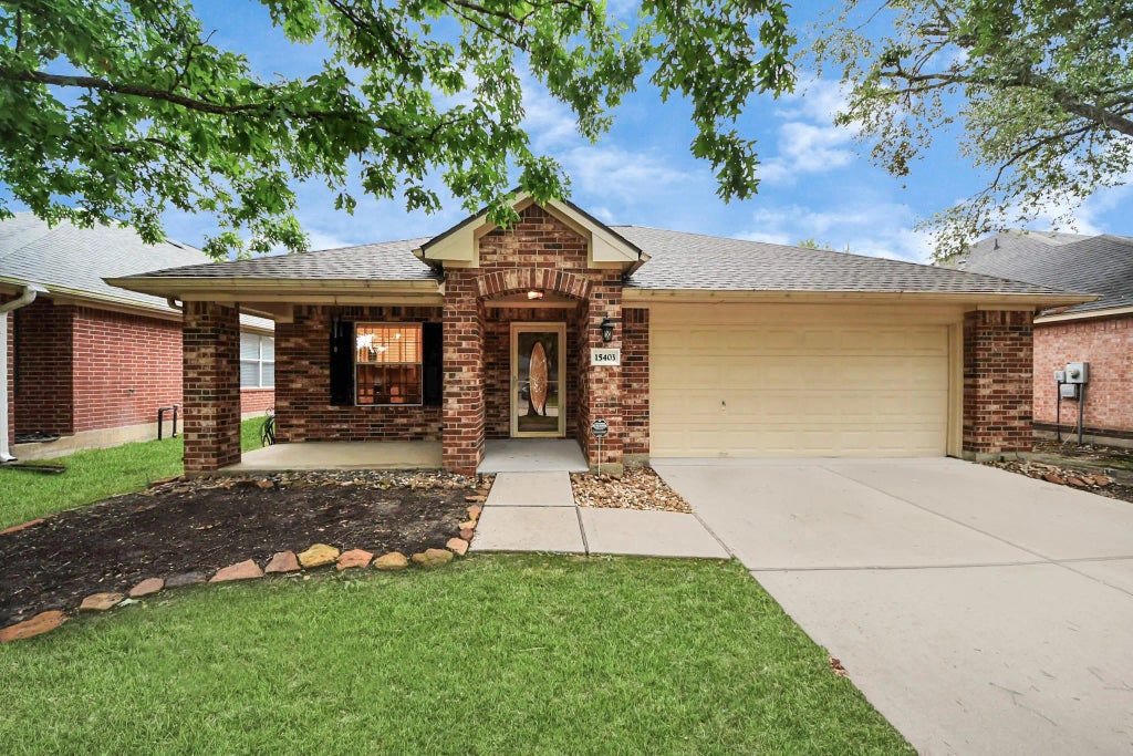 15403 Court Green Trail, Cypress
