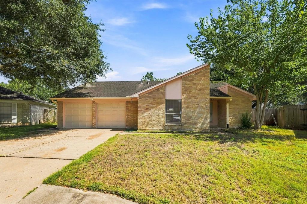 703 Conestoga Circle, Katy