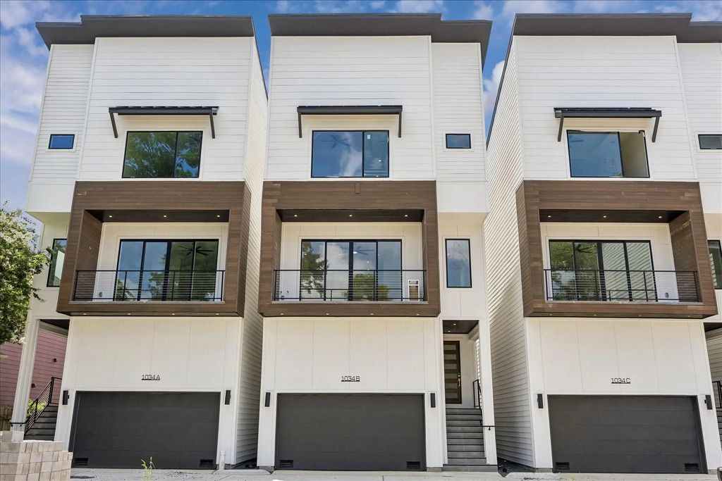 1034 W 17th St Street C, Houston