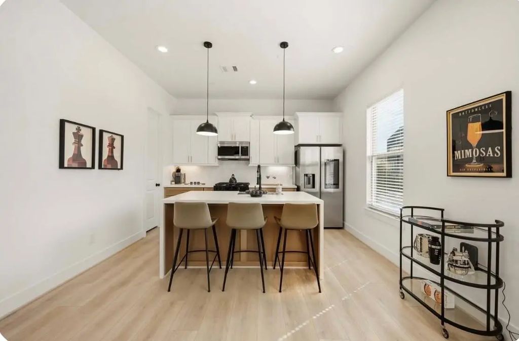 2530 Live Oak Street, Houston