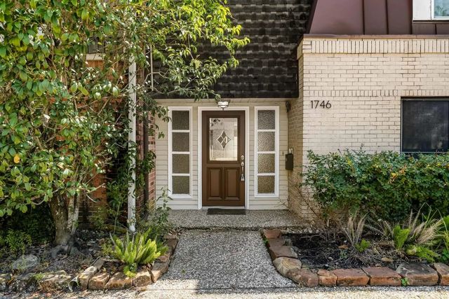 1746 S Gessner, Houston