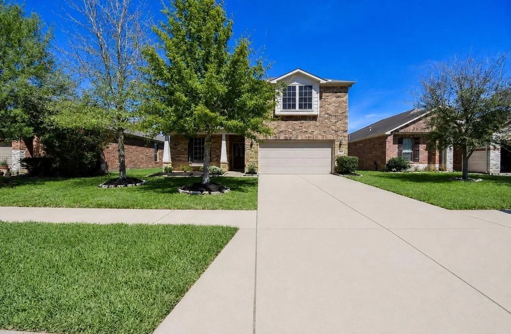 8207 Running Brook Lane, Richmond