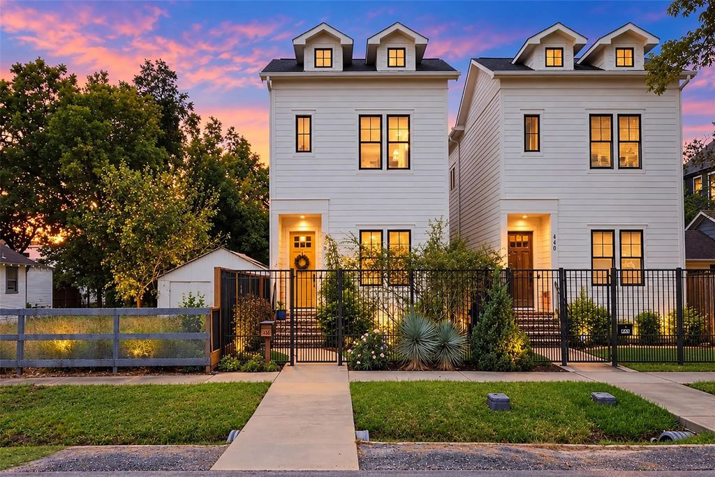 438 W 28th Street, Houston