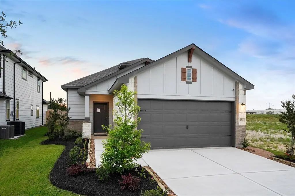 1023 Bluebonnet Trail, Bellville