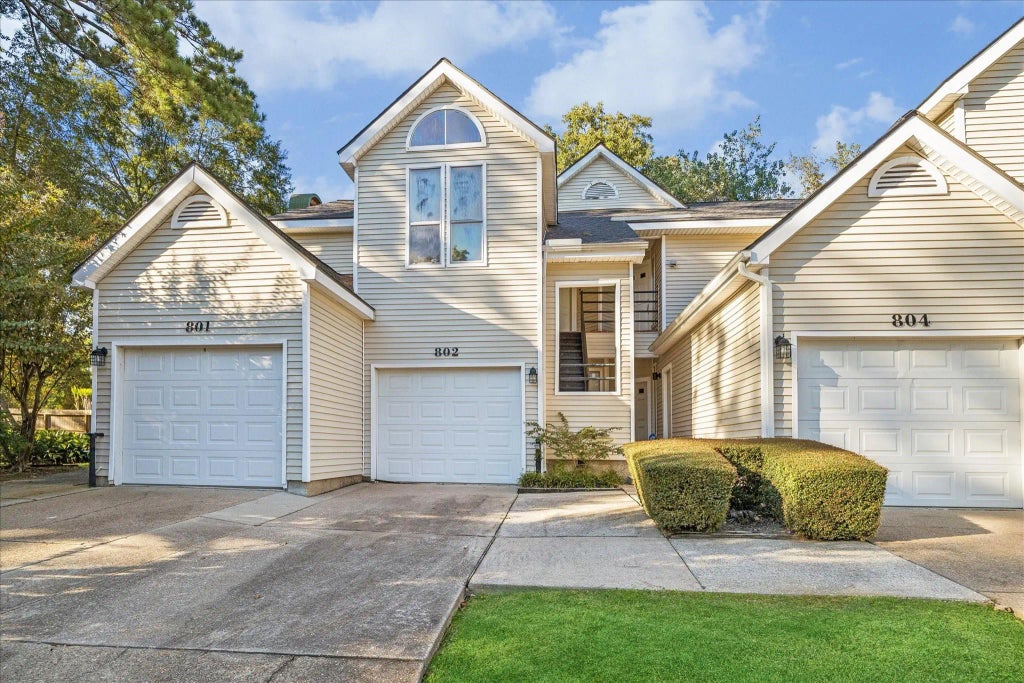 3317 Golden Trails Drive 802, Kingwood