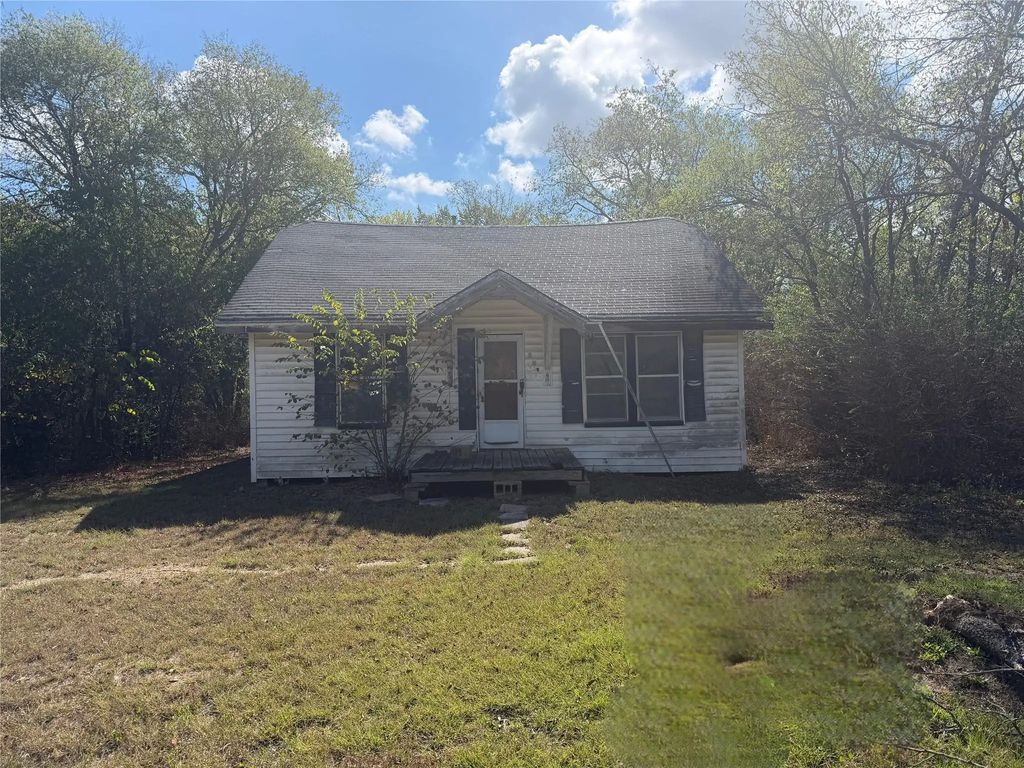 609 N Mlk Avenue, Wortham