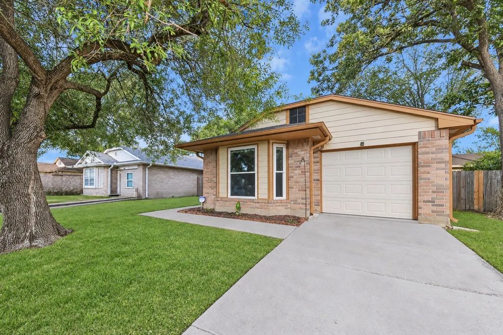 6715 Bluebottle Lane, Katy