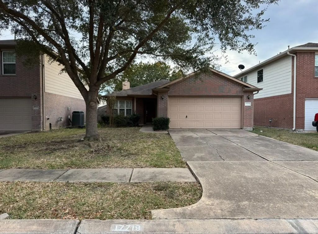 17719 Scarlett Falls Lane, Richmond