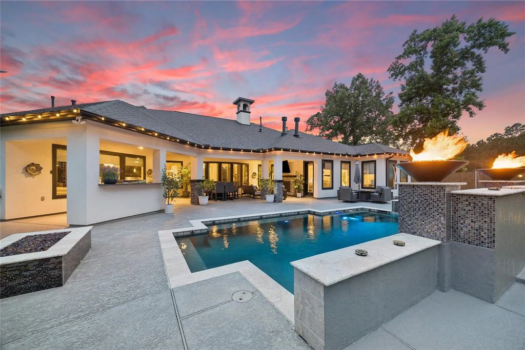 27303 E Benders Landing Boulevard, Spring