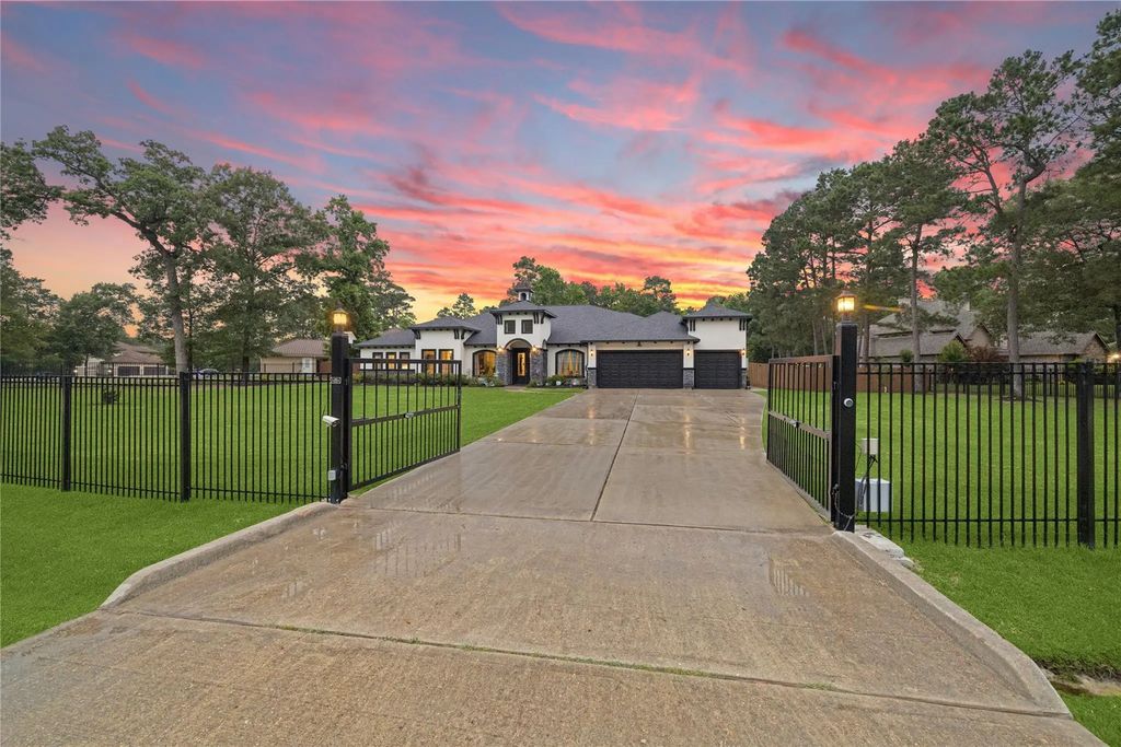 27303 E Benders Landing Boulevard, Spring
