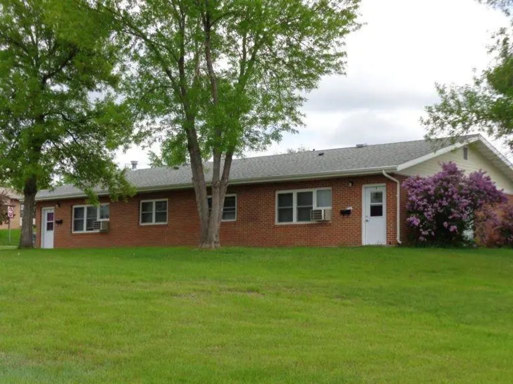 1043 Enterprise Ave, Dickinson