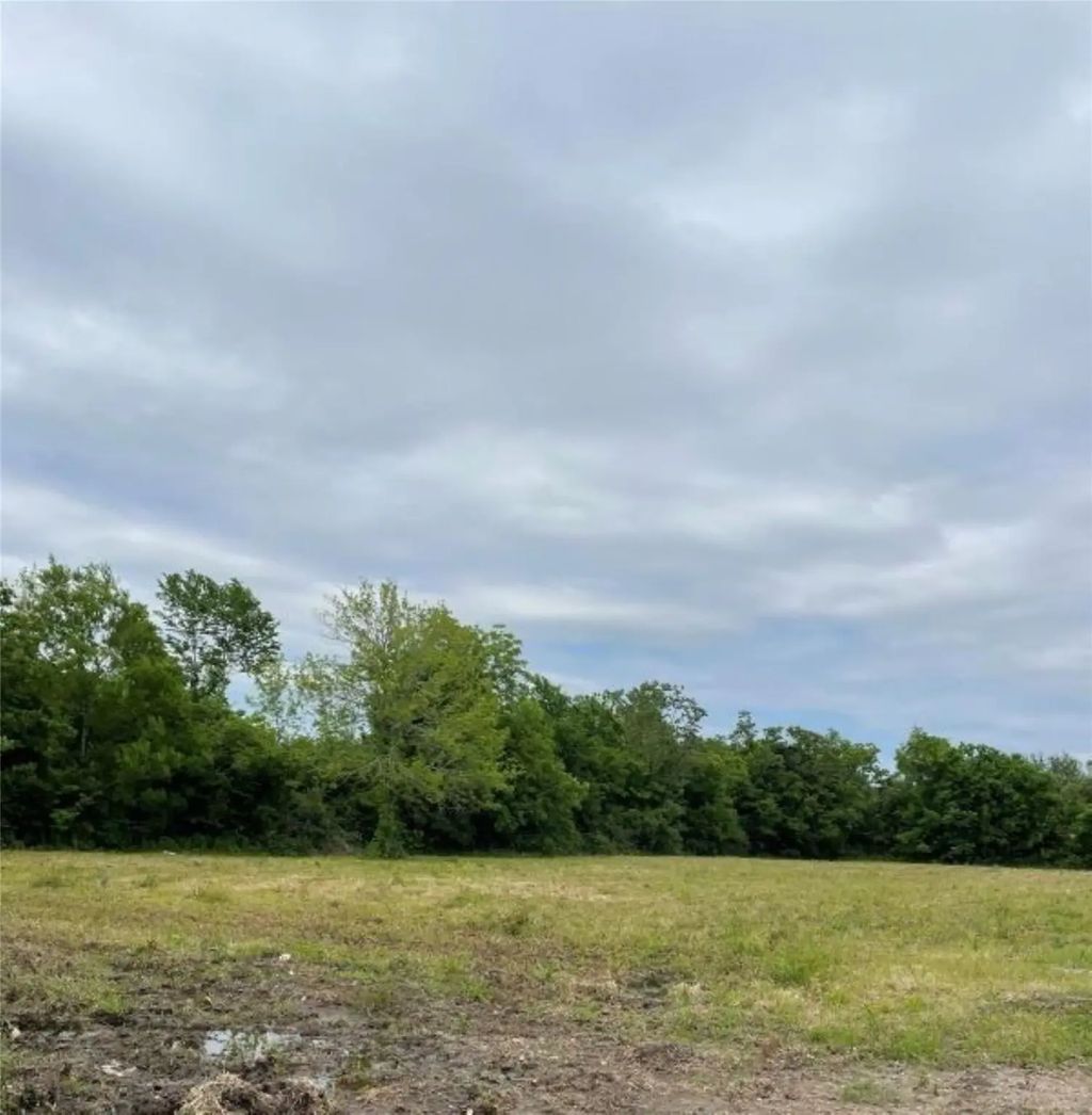 2504 Massey Tompkins Road, Baytown