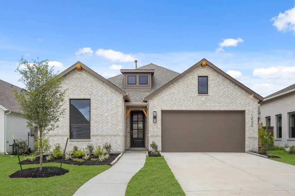 12335 Palmetto Drive, Mont Belvieu
