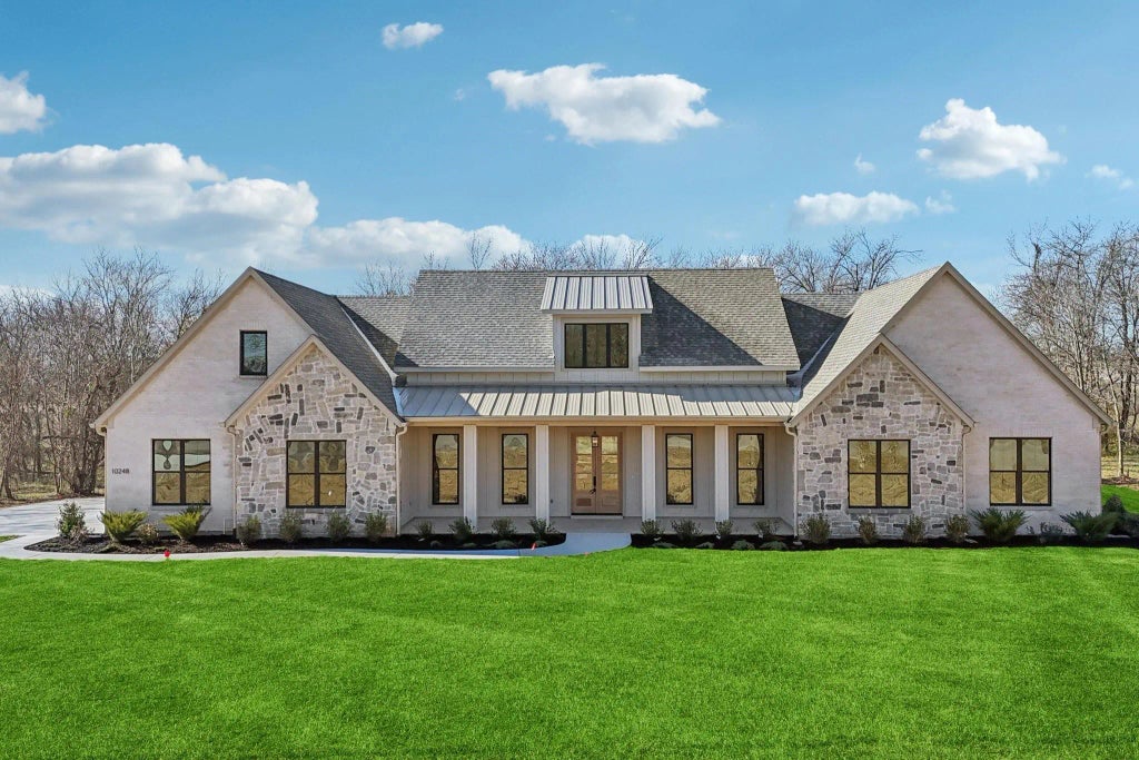 10248 Winding Branch, Chappell Hill