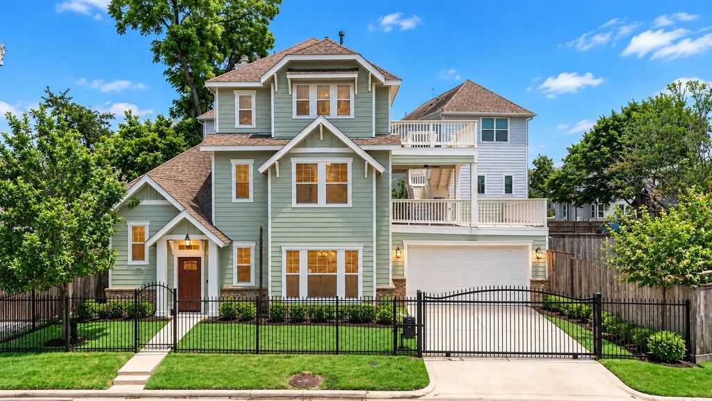 6621 N Main Street, Houston