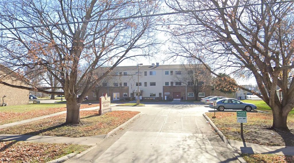 904 E Milwaukee Ave, Other