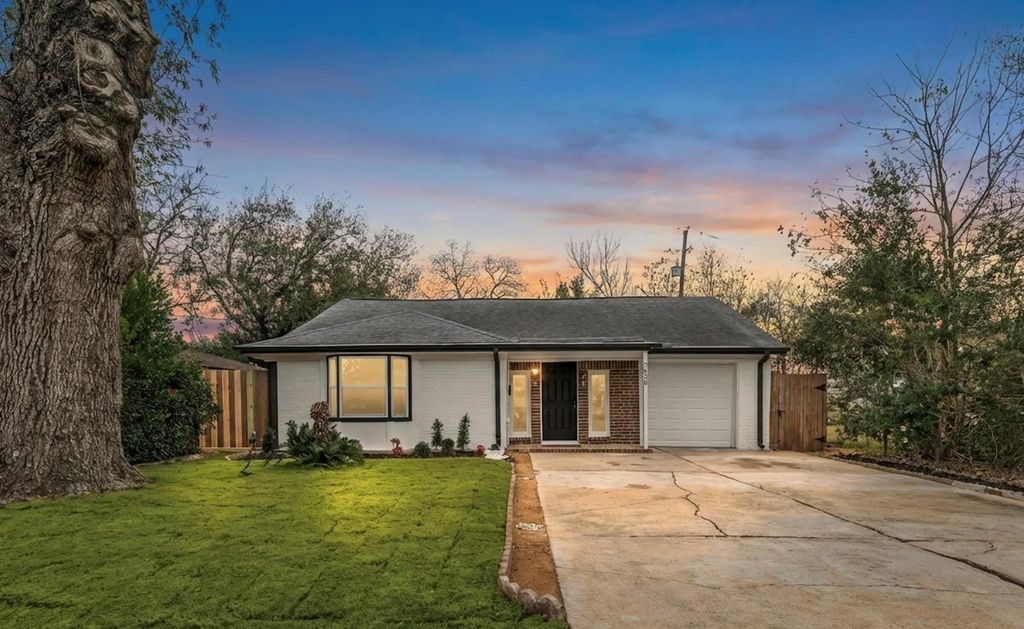 7630 Lady Street, Houston