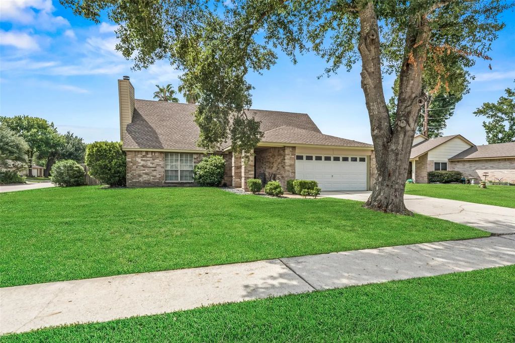 22303 Meadowrock Drive, Spring
