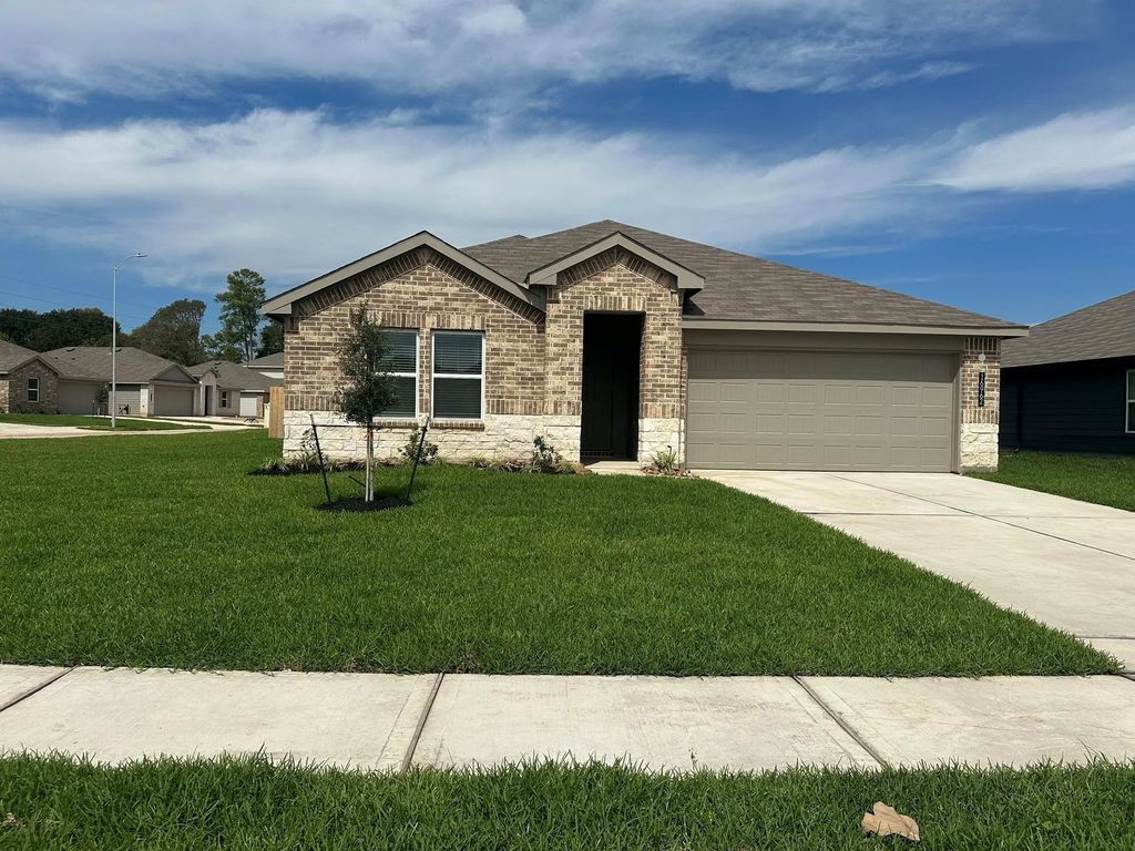 16962 Twisted Seagrass Lane, Magnolia