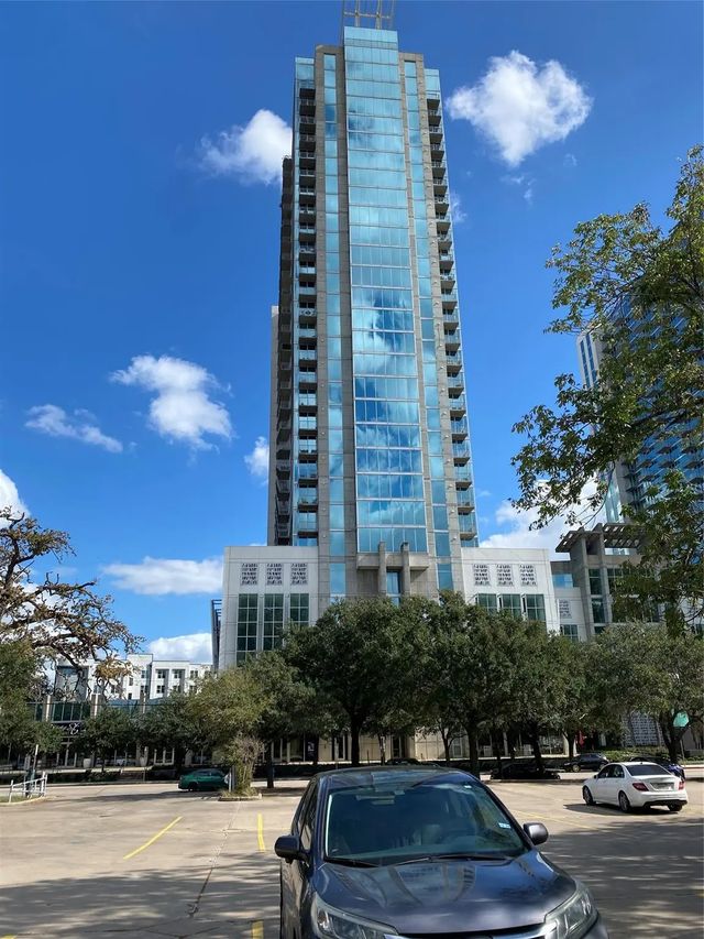5925 Almeda Road 11002, Houston