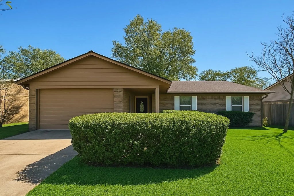 16407 Park Manor Street, Houston