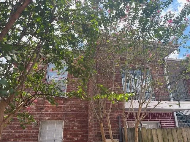 9201 Clarewood Drive 357, Houston