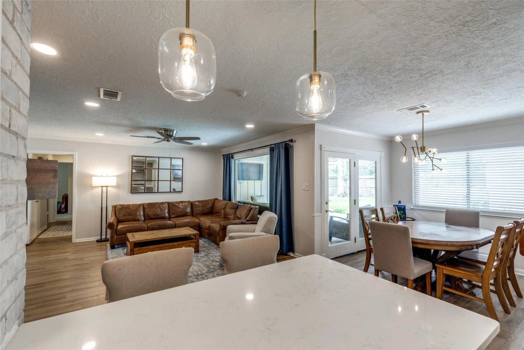 2827 Fontana Drive, Houston