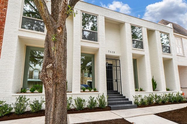 7528 Chevy Chase Drive, Houston