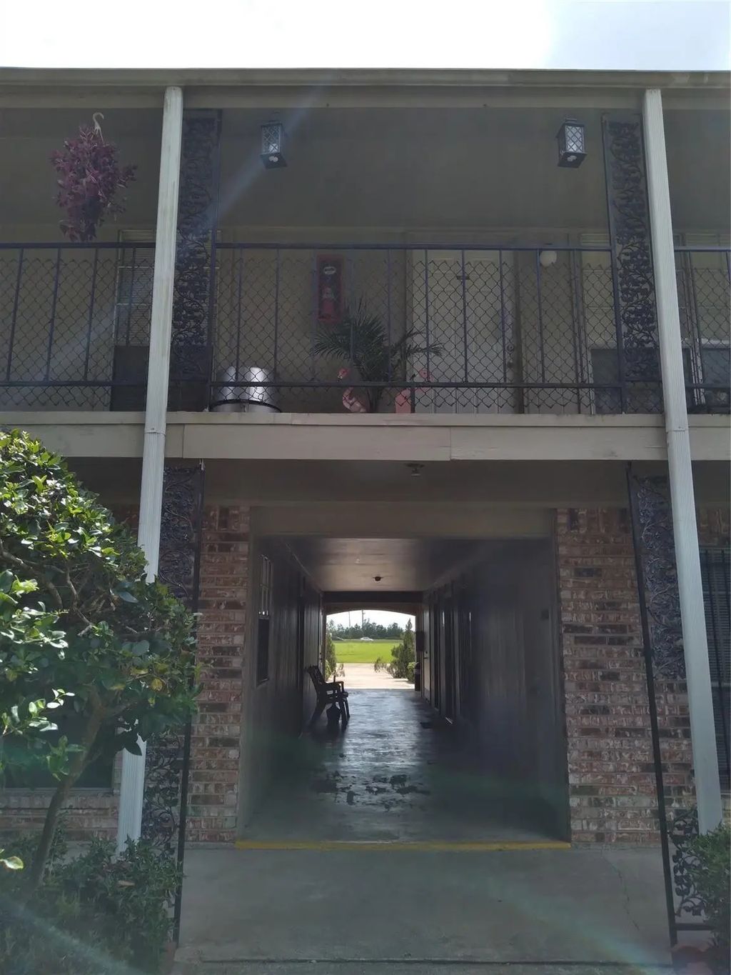 5252 Twin City Highway 387, Groves