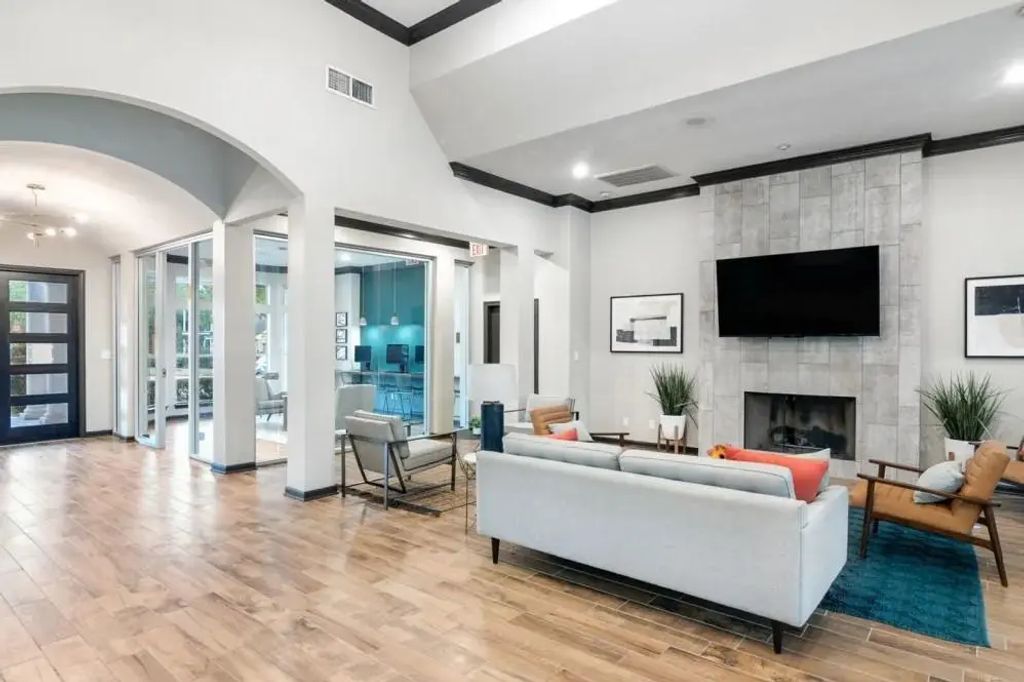 6565 Hollister Street 1213, Houston