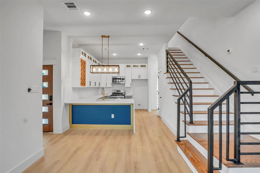 4833 Paula Street, Houston