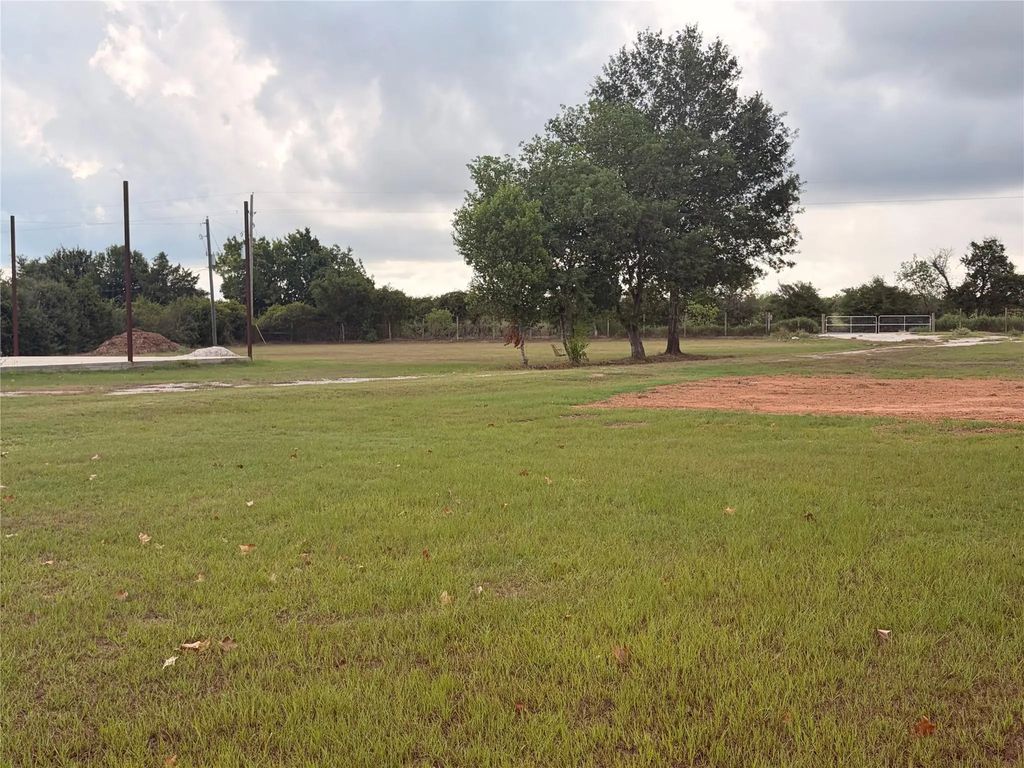 35143 Cattle Creek Road, Hempstead