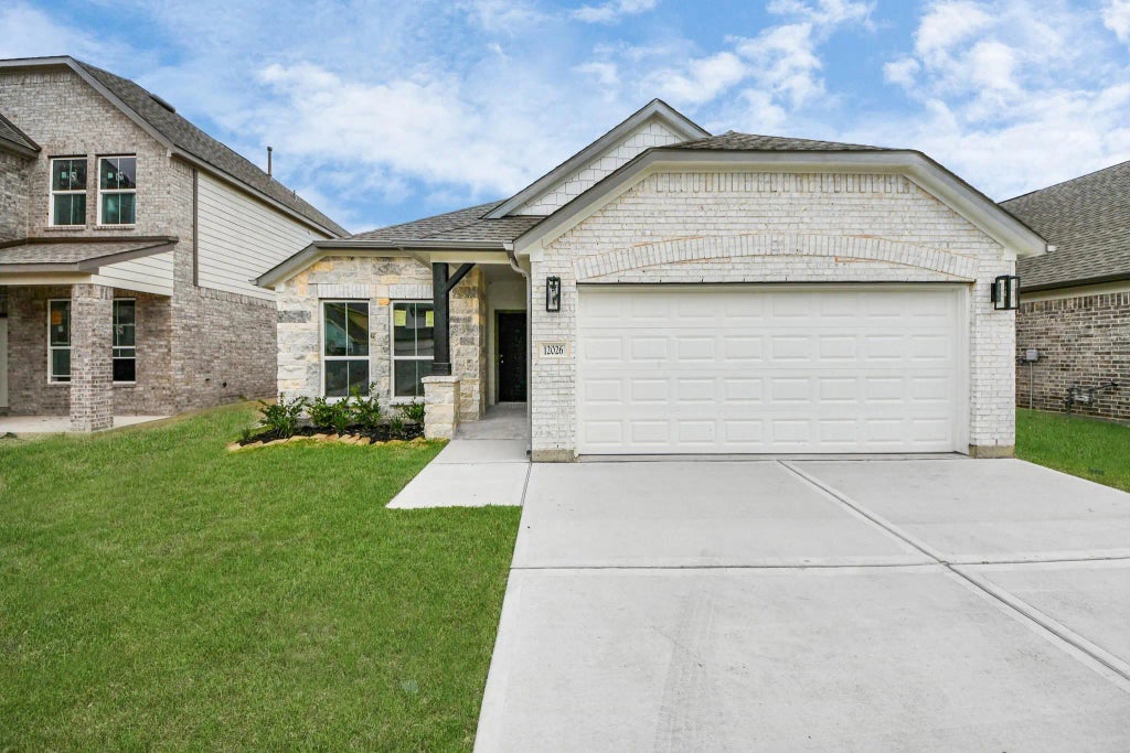 47 Knight Bayou Drive, Dayton