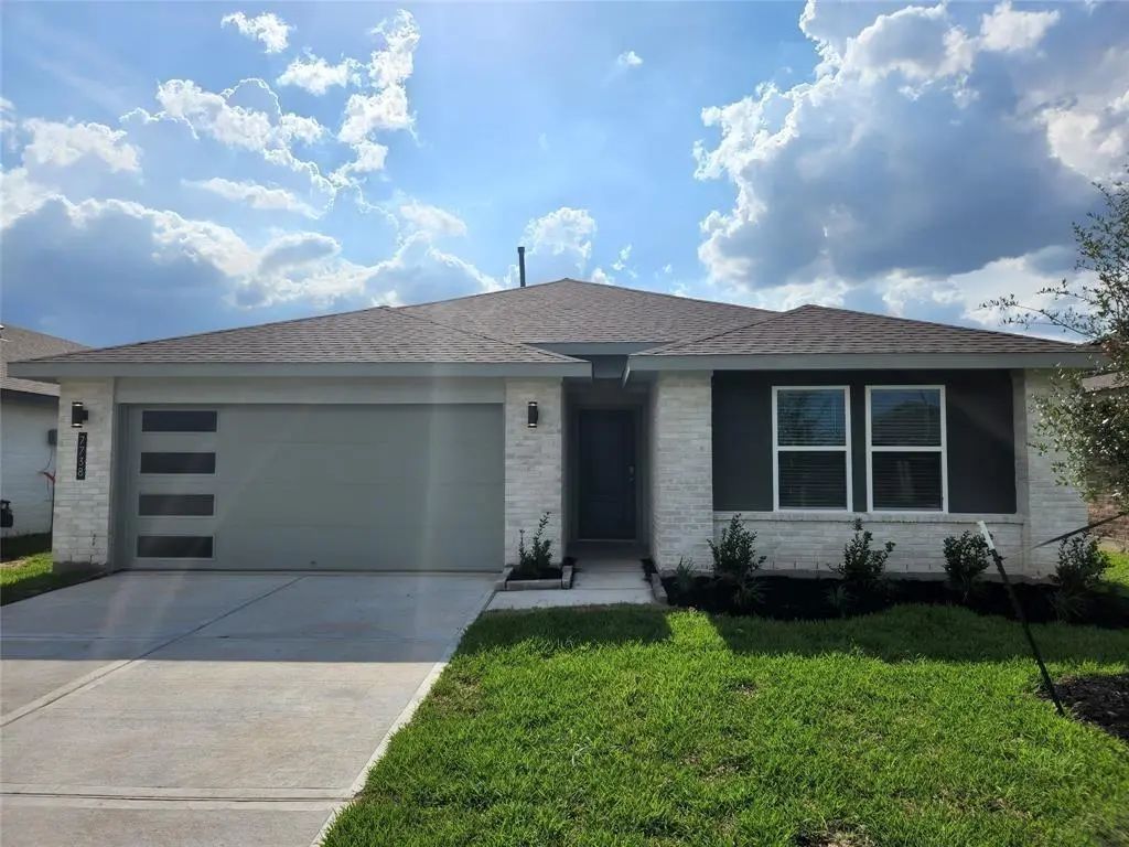 7738 Robert Lane, Rosharon