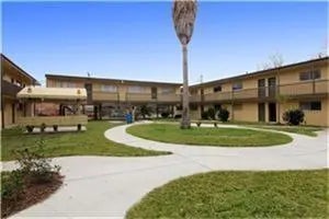 5610 Royal Palms Street 23, Houston