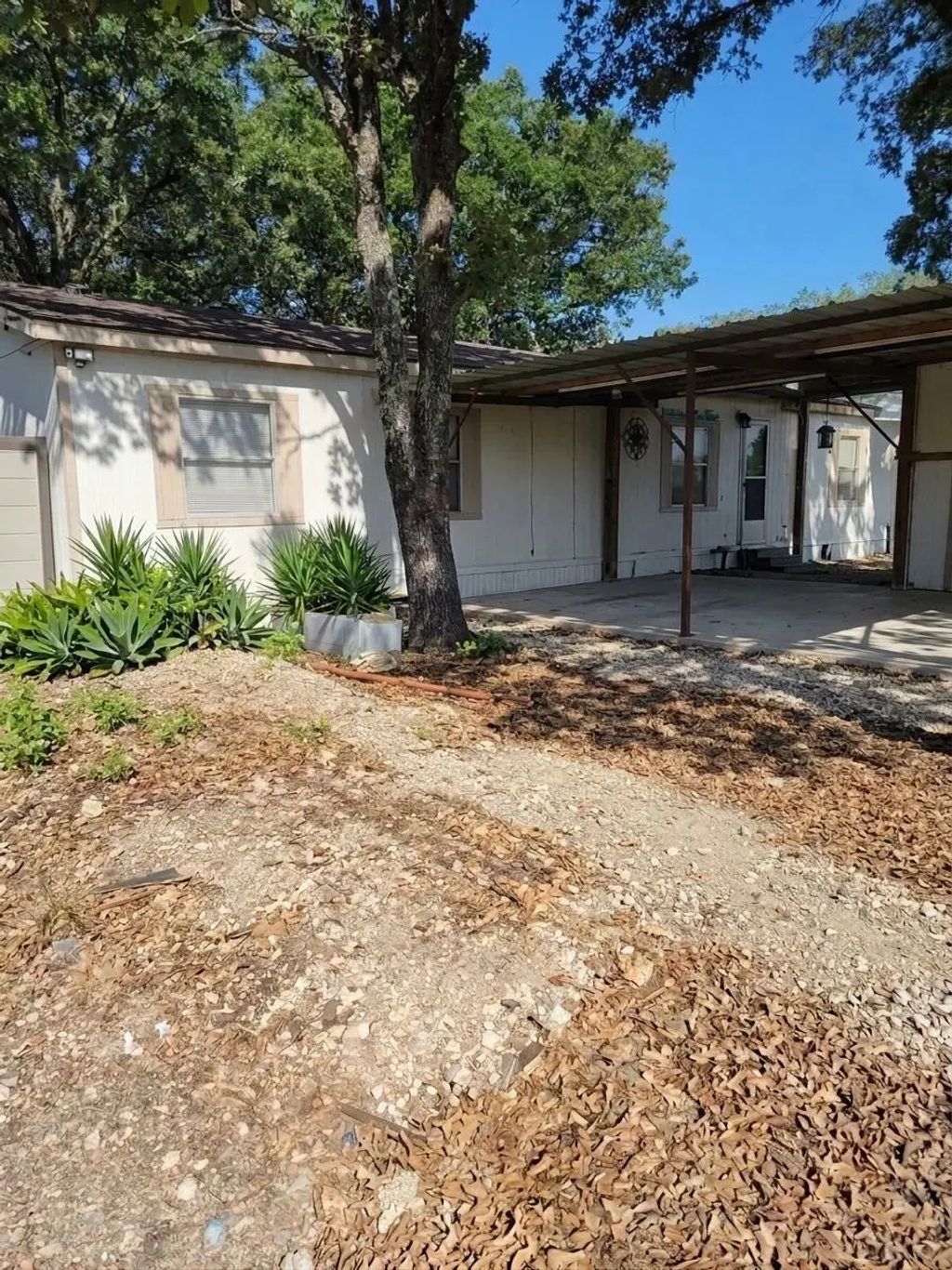 5022 Timarron Drive, Scurry
